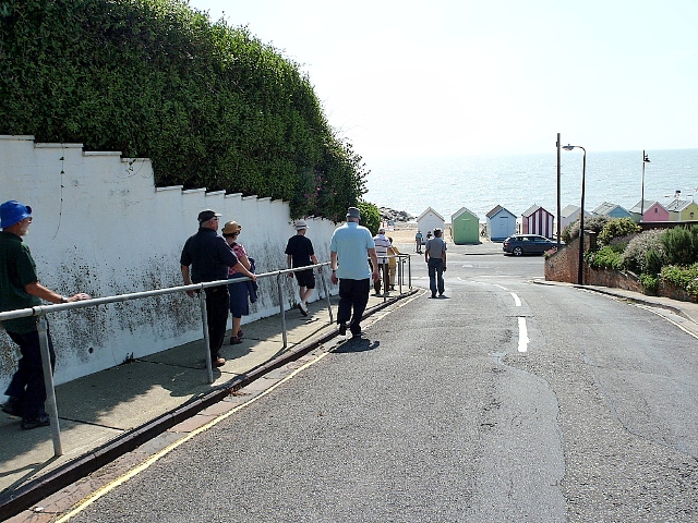 Approaching the Promenade